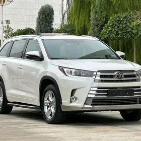 Toyota Highlander 2019