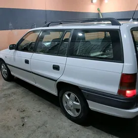 Opel Antara 1996