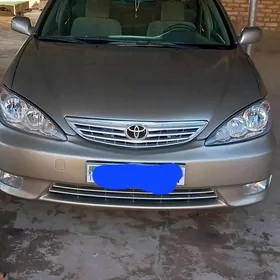 Toyota Camry 2003