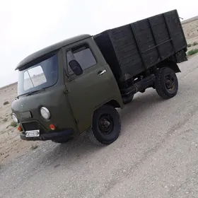 UAZ 452 1987