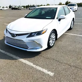 Toyota Camry 2020