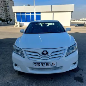 Toyota Camry 2010