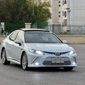 Toyota Camry 2022