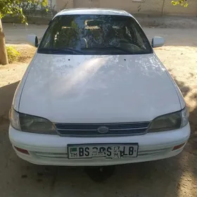 Toyota Corona 1995