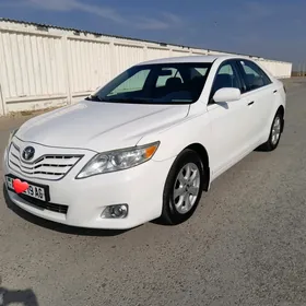 Toyota Camry 2010