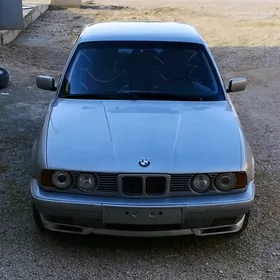 BMW 525 1992