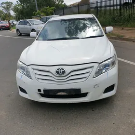 Toyota Camry 2010