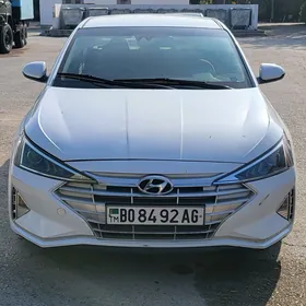 Hyundai Elantra 2019