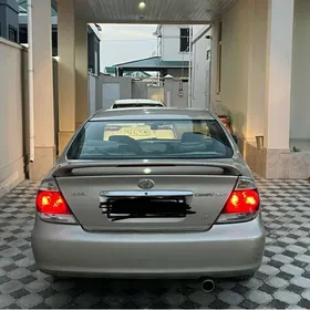 Toyota Camry 2005