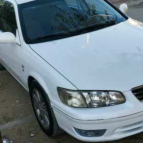 Toyota Camry 1998