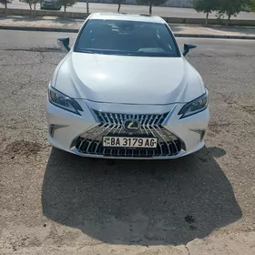 Lexus ES 350 2023