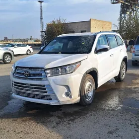 Toyota Highlander 2019