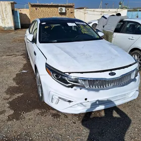 Kia Optima 2019