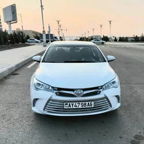 Toyota Camry 2016