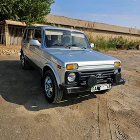 Lada Niva 2013