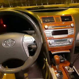 Toyota Camry 2010