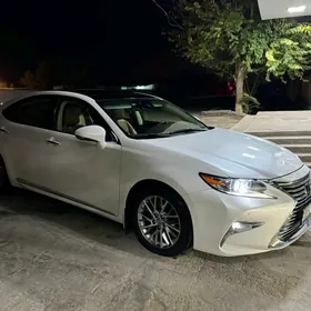 Lexus ES 350 2016