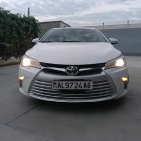 Toyota Camry 2017