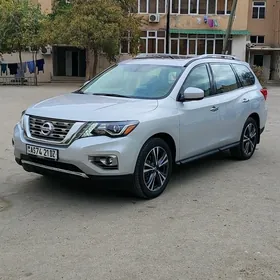 Nissan Pathfinder 2021