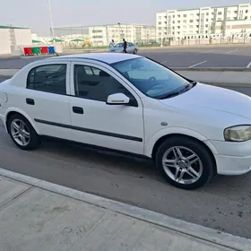 Opel Astra 2000