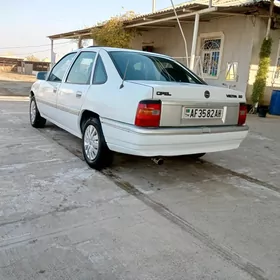 Opel Vectra 1990