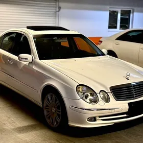 Mercedes-Benz E-Class 2004