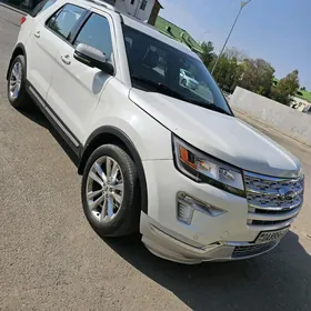 Ford Explorer 2018