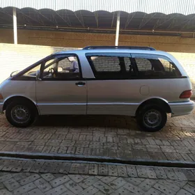 Toyota Previa 1993