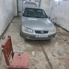 Toyota Camry 2000