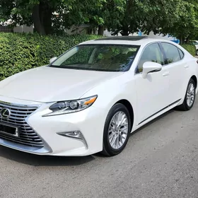 Lexus ES 350 2016