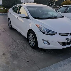 Hyundai Elantra 2011