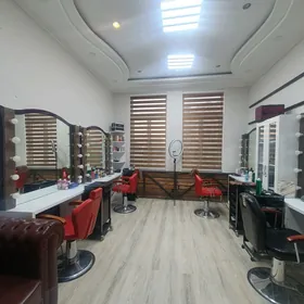 Salon arenda yer