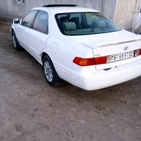 Toyota Camry 1999