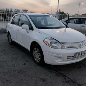 Nissan Versa 2010