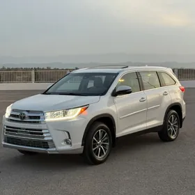 Toyota Highlander 2019