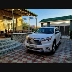 Toyota Highlander 2015