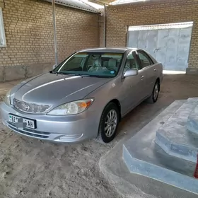 Toyota Camry 2004