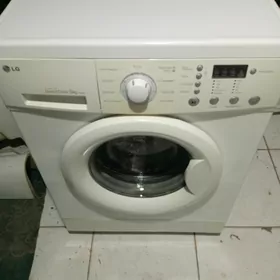 LG DIRECT DRIVE  5 KG