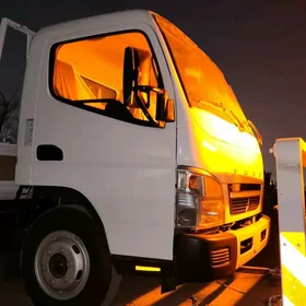 Mitsubishi Fuso 2024