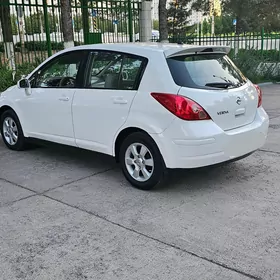 Nissan Versa 2009