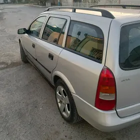 Opel Astra 2000