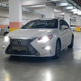 Lexus ES 350 2016