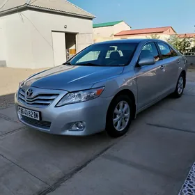 Toyota Camry 2011