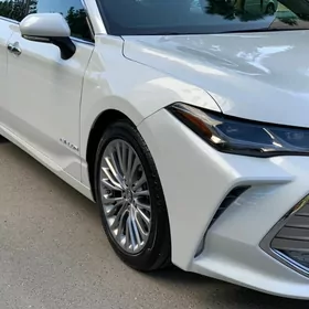 Toyota Avalon 2019