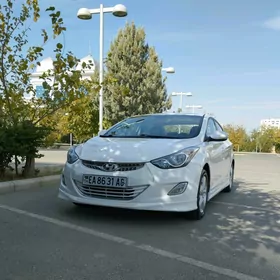 Hyundai Elantra 2011