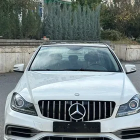 Mercedes-Benz C350 2010