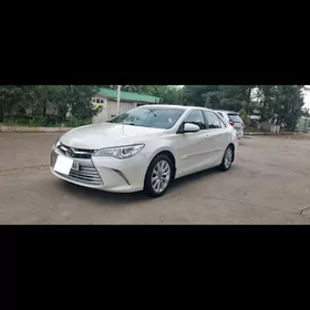 Toyota Camry 2016