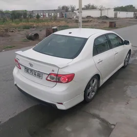 Toyota Corolla 2011