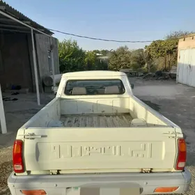 Toyota Hilux 2013