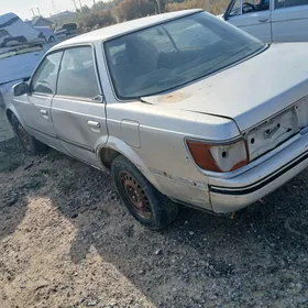 Toyota Carina 1986